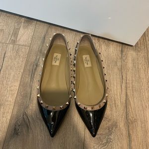 Valentino Garavani Flats